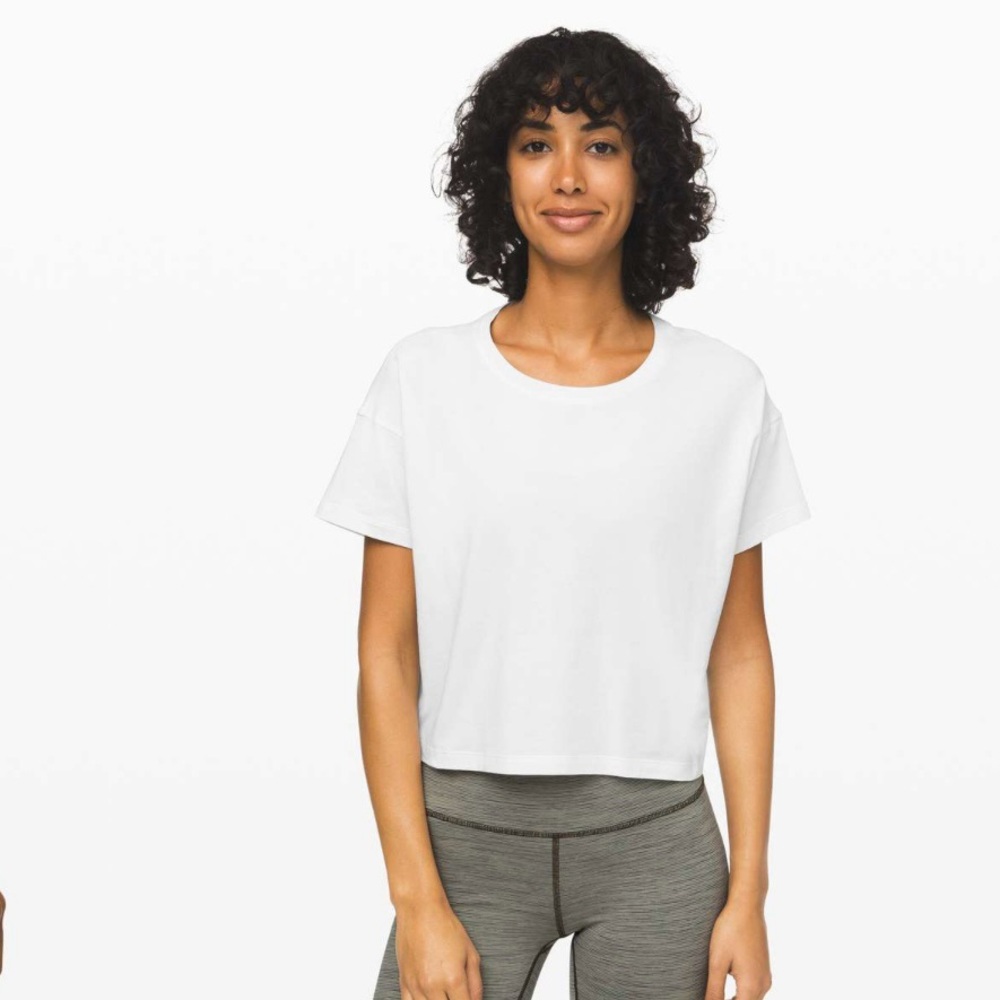 Lululemon Cates Crop Tee Women’s top shirt white size 8